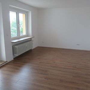 Schöne 1,5-Zimmer-Wohnung mit Loggia zu vermieten - Foto 2