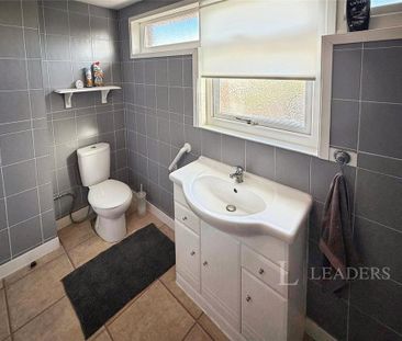 3 bedroom terraced house to rent - Photo 4