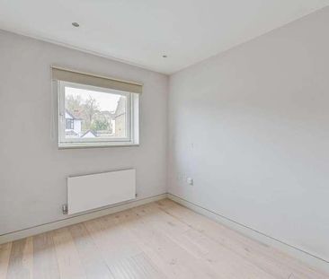 Valley Road, Streatham, SW16 - Photo 3