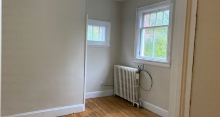 88A Worsely Barrie | $1500 per month | Plus Hydro - Photo 3