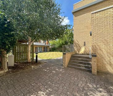 1 bedroom flat to rent - Photo 6