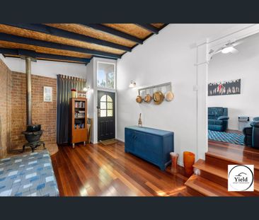 93 Mons Road, Carina Heights, Qld 4152 - Photo 2