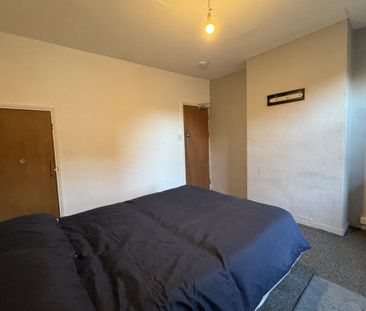 Cambridge Street - Photo 2