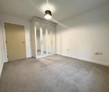 2 bedroom apartment to rent - Photo 6