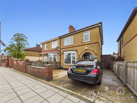3 bedroom semi-detached house to rent - Photo 1
