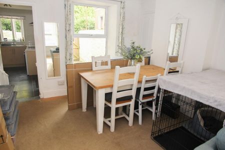 2 bedroom terraced house to rent - Photo 3