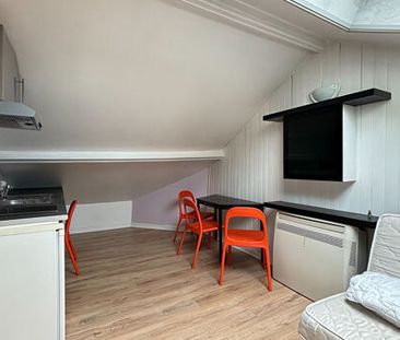 Appartement 2 pièces 14m2 REIMS 550 euros - Photo 2