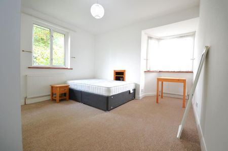 3 bedroom semi-detached house to rent - Photo 5