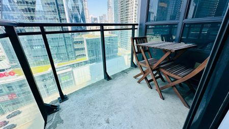 For Lease - 18 Harbour Street Unit# 1704, Toronto, Ontario - Photo 4