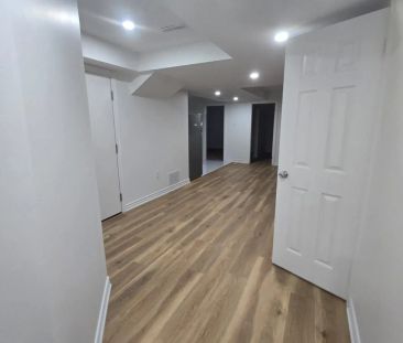 19 Dolomite Drive #Basement - Photo 3