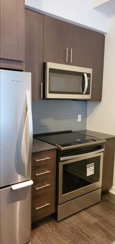 For Lease - 4085 Parkside Village Drive Unit# 336, Mississauga, Ontario - Photo 3