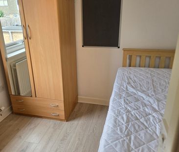 5 Bed Terraced House, Leeson Walk, B17 - Photo 3