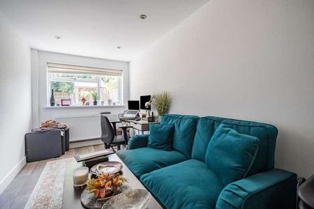 Ellsworth Road, High Wycombe, HP11 - Photo 4