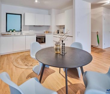 Moderne 3 Zimmer Mietwohnung mit großer Loggia in bester Lage - Photo 2