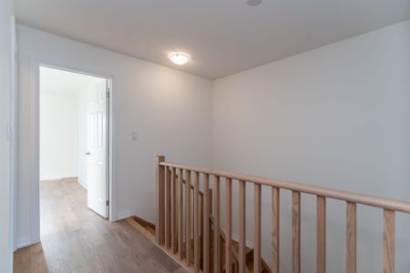 For Lease - 95 Granville Crescent, Haldimand, Ontario - Photo 2