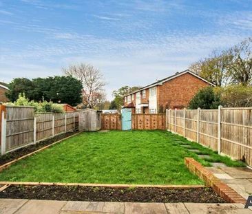 Fontayne Avenue, Romford, RM1 - Photo 4