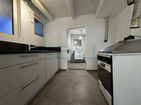 À louer ? Joli 1,5 pièce rénové avec mezzanine ? Un logement plein de charme - Photo 2