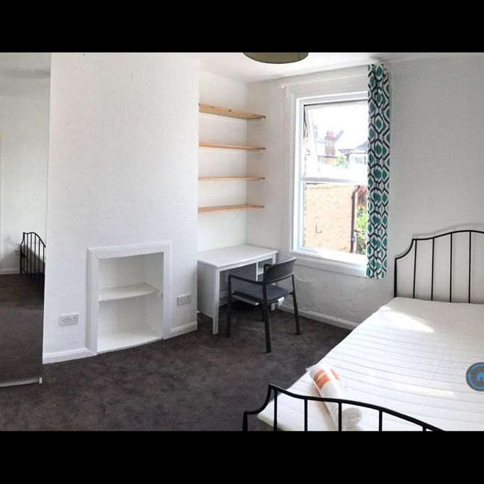 5 bedroom terraced house to rent - Photo 1