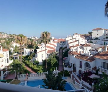 Alquiler de piso en Calle Azabache - Photo 6