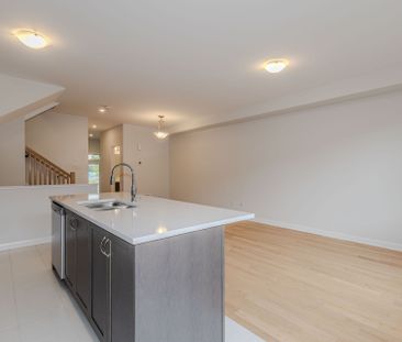 For Lease - 66 OSLER Street, Kanata, Ontario - Photo 4