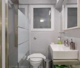 Studio/Γκαρσονιέρα για ενοικίαση - Παγκράτι, - Photo 1