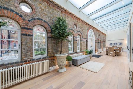 4 bedroom apartment to rent - Photo 2