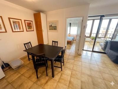 For rent: a wonderful and spacious fully furnished 1 bedroom apartment with an equipped American-style kitchen and beautiful views. - Foto 4