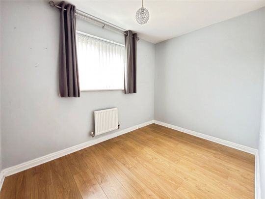 Heathfield Drive, Bootle, Merseyside, L20 - Photo 1