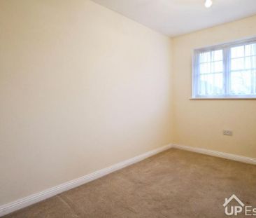 2 bedroom end of terrace house to rent - Photo 4
