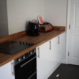 Plodder Lane - Photo 2