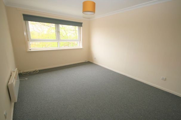 Elvan Street, 1 Bed Unfurnished Apartment with Parking, Shettleston – Available 19/03/2025 - Photo 1