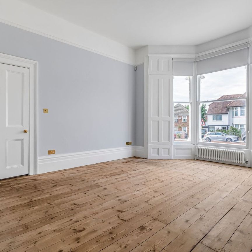 Nether Street, London, N12 - Photo 1