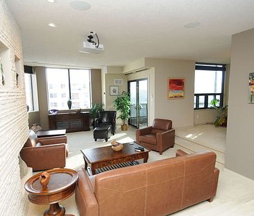 LeMarchand Exquisitely Appointed Penthouse - Luxuriously Turnkey | 1703 - 11503 - 100 Avenue NW, Edmonton - Photo 1