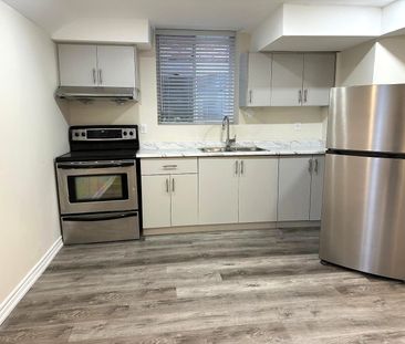 For Lease - 3266 MINTWOOD Circle Unit# BASEMENT, Oakville, Ontario - Photo 5