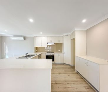 Perfect Family Home - Photo 6