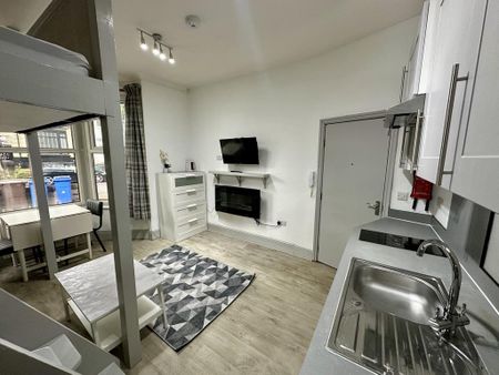 1 bedroom ground floor flat to rent - Photo 2