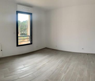 VENTABREN BEL APPARTEMENT T2 RECENT TERRASSE ET PARKING, - Photo 1