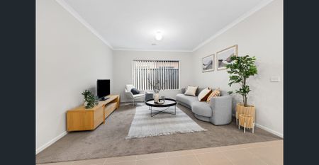 Modern Family Living in a Prime Doreen Location - Photo 2