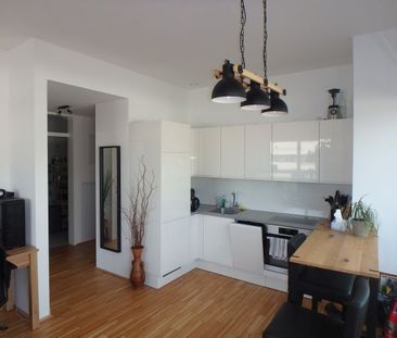 2-ZIMMER WOHNUNG MIT TERRASSE, EIGENGARTEN, LIFT UND GARAGENPLATZ - Foto 2