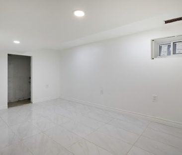 For Lease - 195 Sherman Avenue, Hamilton, Ontario - Photo 3