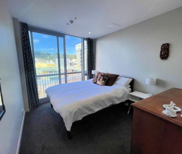 One Bedroom City Centre Living - Photo 3