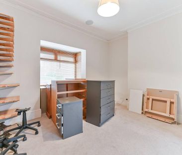 3 bedroom terraced house to rent - Photo 6