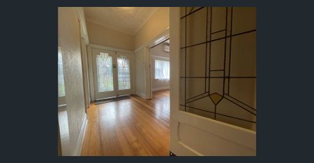 SPACIOUS CHARACTER HOME - Photo 5