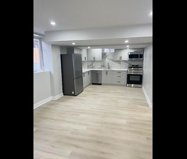 For Lease - 20 Bill Guy Drive Unit# Basement, Georgina, Ontario - Photo 6