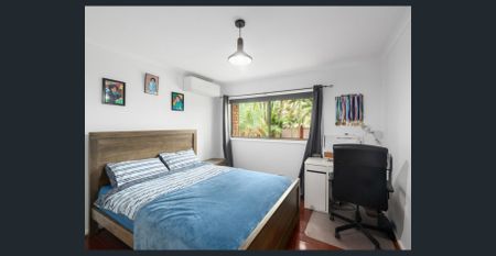 Family Home with Multi-Purpose Room, Enjoy Modern Luxury and Outdoor Entertaining - Photo 5