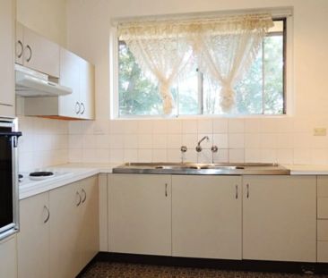 Two-Bedroom Villa in Hurstville - Photo 1