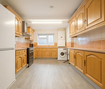 1/2 Bedroom Flat To Let - High Wycombe - Photo 4