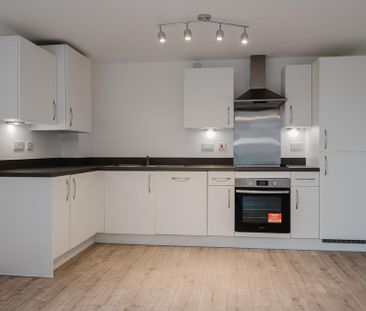 2 bedroom apartment to rent - Photo 5