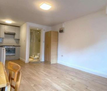 Wellington Street, Luton, LU1 - Photo 4