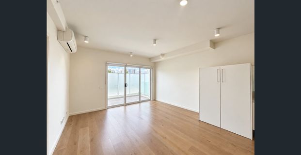 Charming 2 bedroom apartment - Photo 1